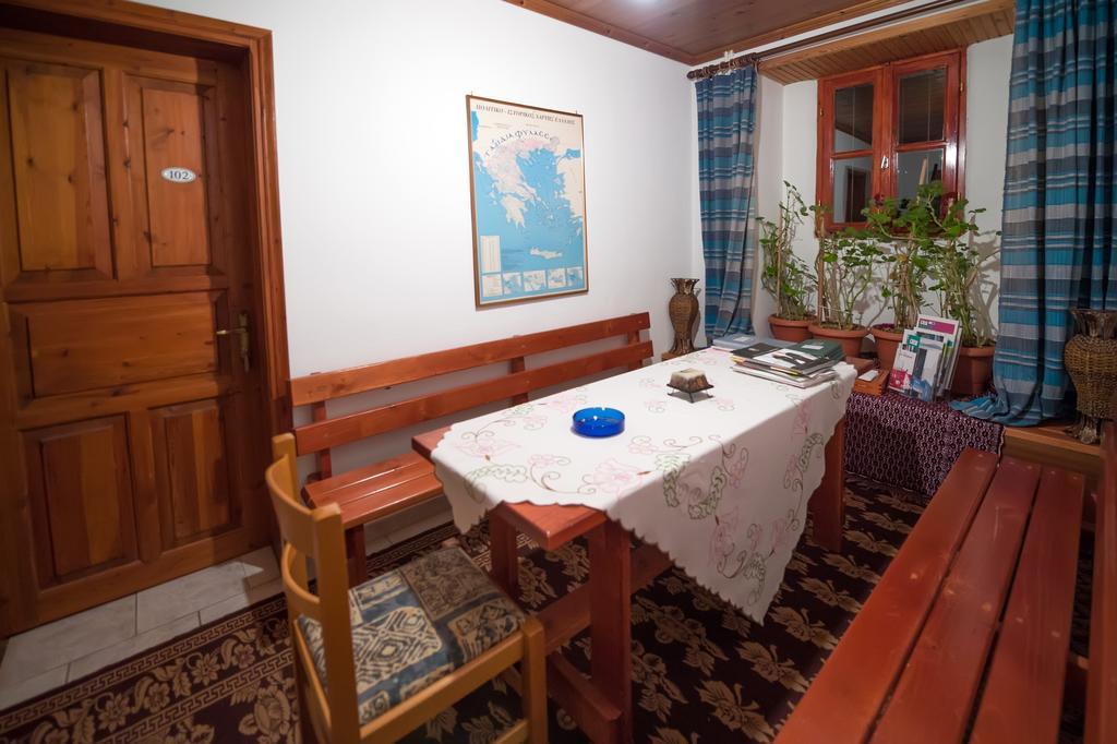 To Petrino Guesthouse Agios Germanos Exterior foto
